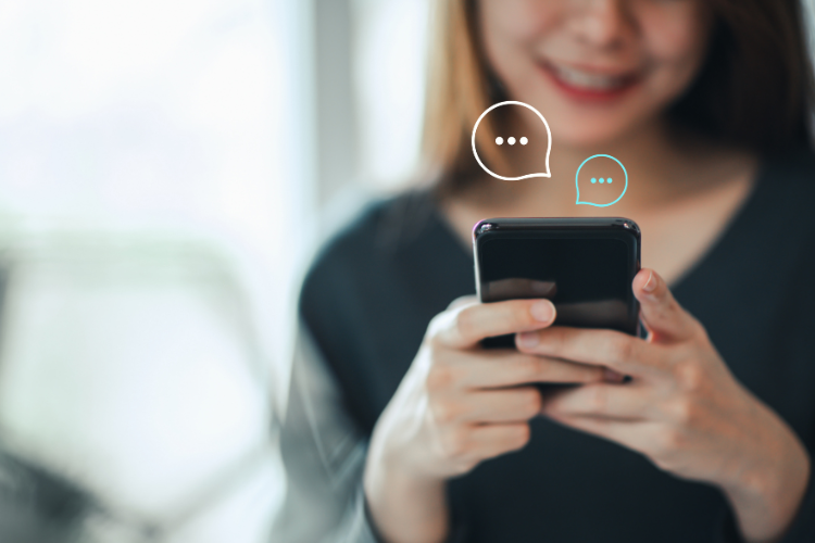 アダルトチャットとは