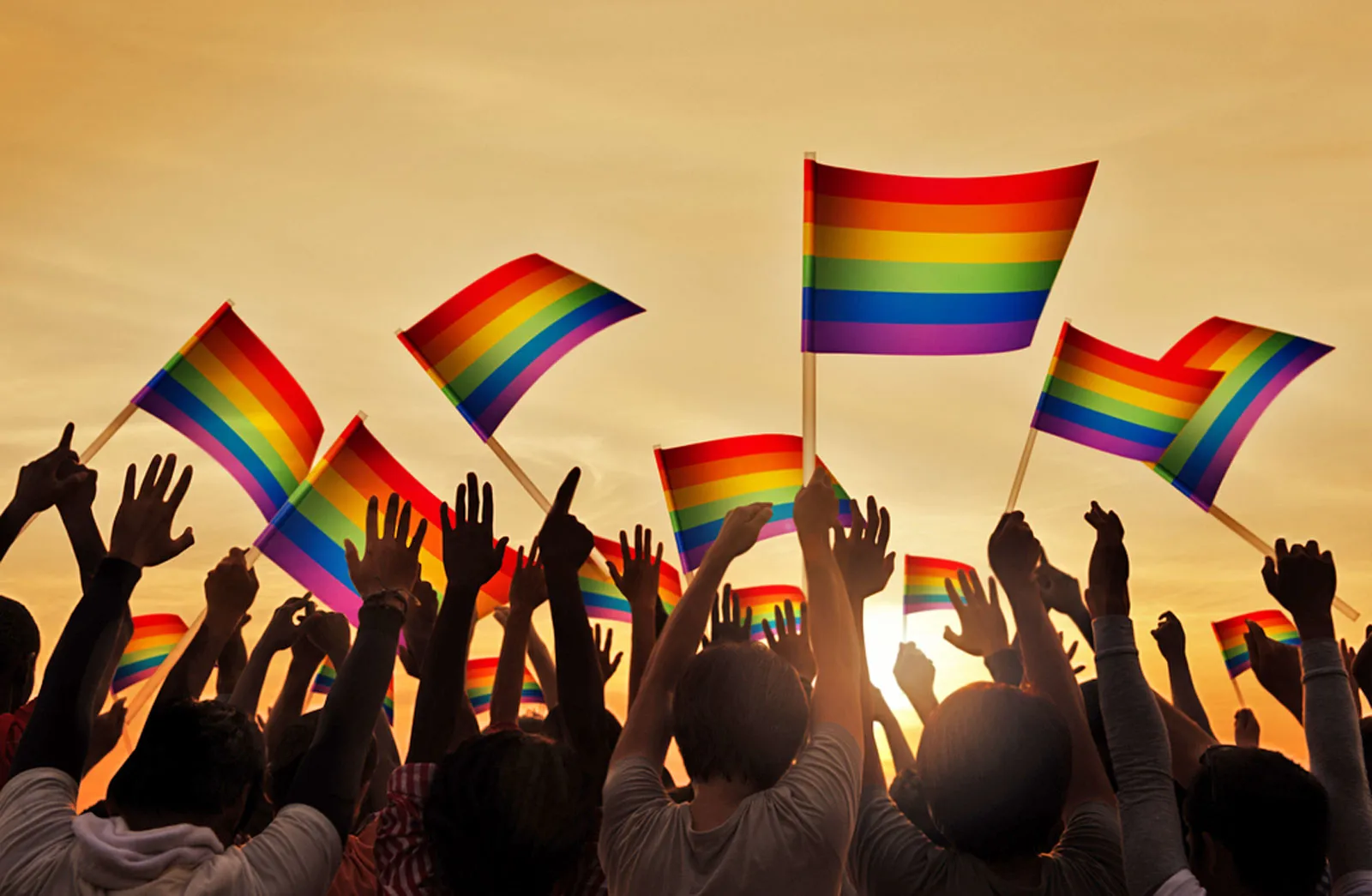 「アライ（Ally）」とは、LGBTQ+コミュニティを理解し支援する立場の人を指します。必ずしも当事者ではなく、性的マイノリティに共感し、差別のない社会を共につくろうとする姿勢が特徴です。