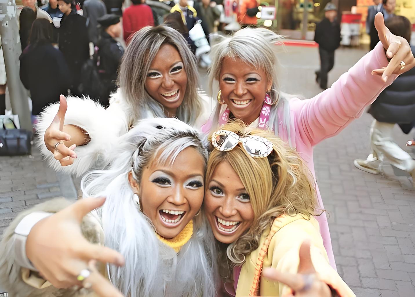 ギャル（ぎゃる）とは